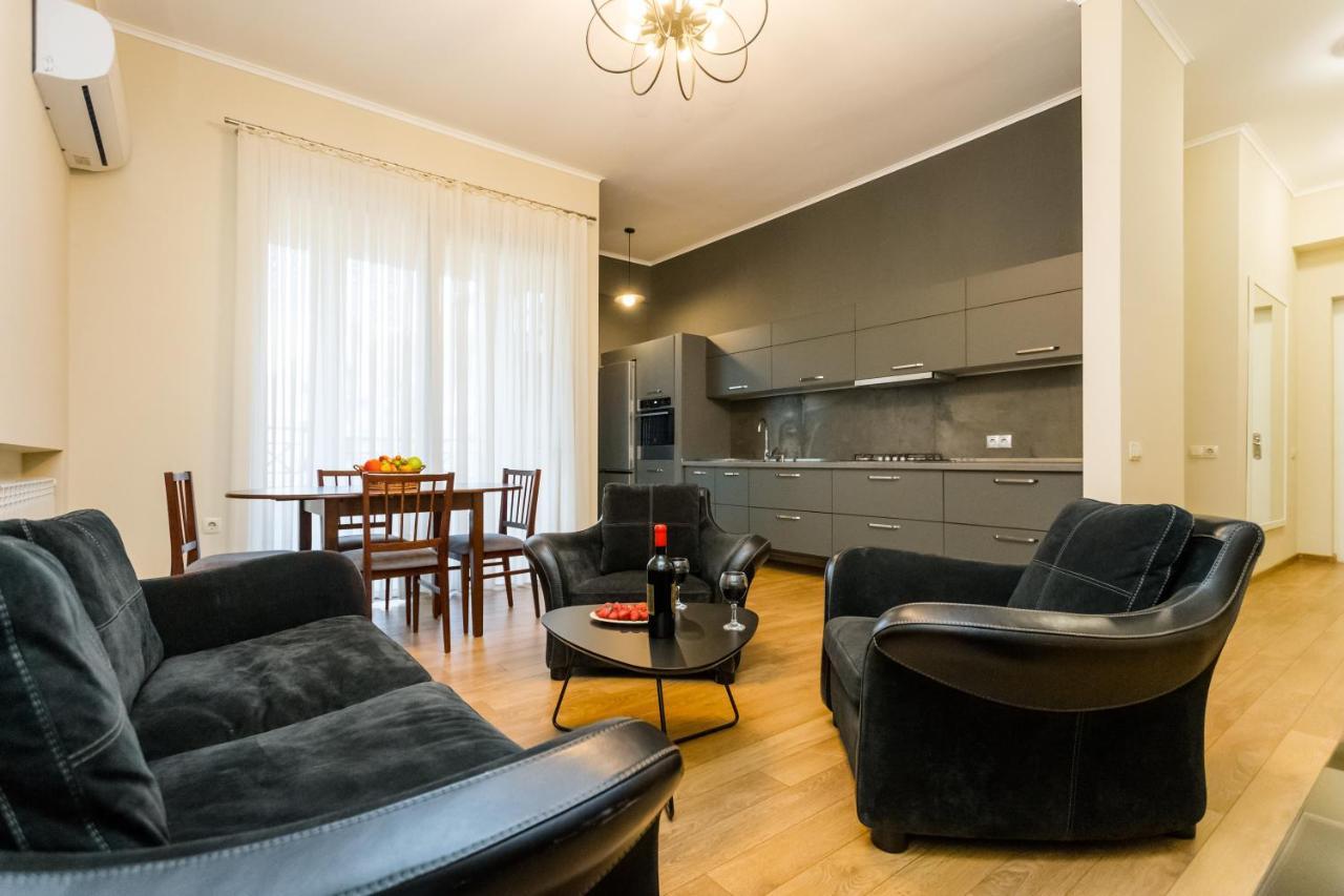New!-Downtown Apartment Ll Tbilisi Esterno foto